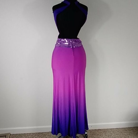 NEW MASQUERADE FORMAL DRESS SIZE 3,4 - Picture 6 of 16